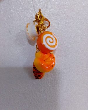 LLAVERO DE PANES CON DIJES $95