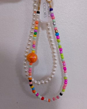 LLAVERO DE PIEDRITAS DE COLORES /PERLAS $95