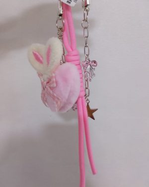 LLAVERO DE CADENA CON CORAZON DE PELUCHE Y ESTRELLAS $145