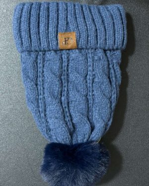 GORRO CON DOBLE TREZA DE DOS UNA GRANDE Y UNA CHICA CON POMPON Y PELUDITO POR LA PARTE DE ADENTRO CON LOGO CP$245