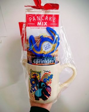 TAZA DE STITCH DECORADA PANCAKE MIX $499