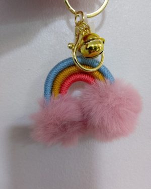 LLAVERO ARCOIRIS CON POMPOM $95