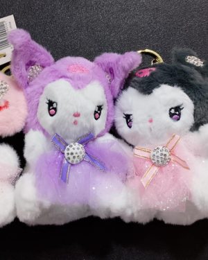 LLAVERO DE AMIGOS DE HELLO KITTY CON UN MOÑO EN EL CENTRO$150