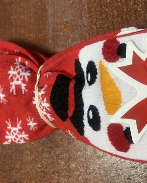 CALCETINES ROJOS CON "POMPÓN" COPOS DE NIEVE Y PINGÜINO $45