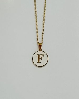 COLLAR LETRA ACERO CIRCULO BLANCO "F"$120