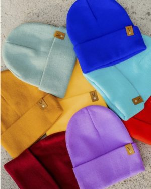 GORRO CON POMPON $120