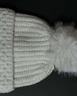 GORRO DE INVIERNO TEJIDOS CON BRILLOS Y UN POMPON KOPO KIDS $245