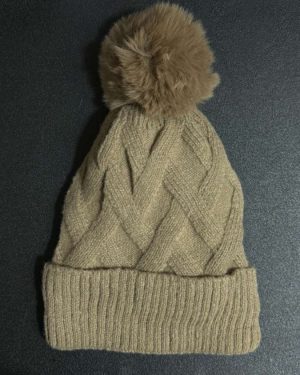 GORRO DE NIÑO CON POM PON $245