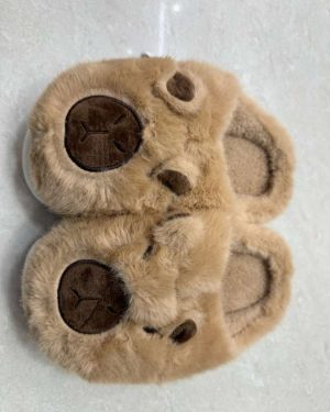 PANTUFLAS DE CAPIBARA CAFE CON SUELA BLANCA $399